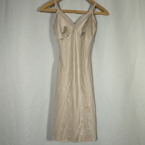 SPANX Other - SPANX Simplicity Shapewear Full Slip Dress Medium Nude Champagne Smoothing